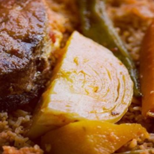 Riz au poisson rouge