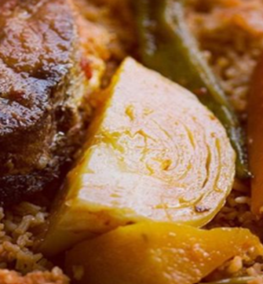 Riz au poisson rouge